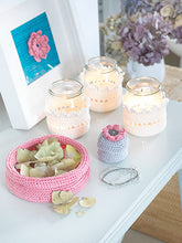 Load image into Gallery viewer, Sirdar Crochet Home - Book 484