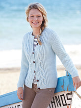 Load image into Gallery viewer, Hayfield 12 Favourite Aran Knits Book 519