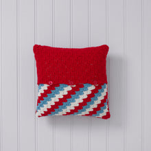 Load image into Gallery viewer, SCANDINAVIAN STYLE CROCHET: BOOK 1