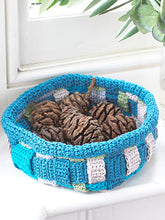 Load image into Gallery viewer, Sirdar Crochet Home - Book 484