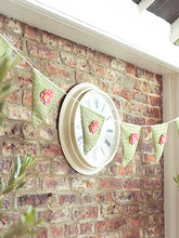 Load image into Gallery viewer, Sirdar Crochet Home - Book 484