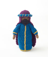 Load image into Gallery viewer, KING COLE CHRISTMAS CROCHET: BOOK 3
