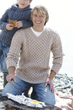 Load image into Gallery viewer, Hayfield Favourite Aran Knits Book 342