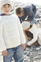 Load image into Gallery viewer, Hayfield Favourite Aran Knits Book 342