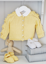 Load image into Gallery viewer, KING COLE BABY BOOK 8
