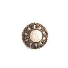 Load image into Gallery viewer, Gold Heart Button (18mm)
