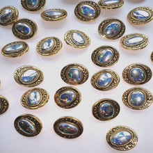 Load image into Gallery viewer, Gold-coloured/Translucent Round Button - (23mm)
