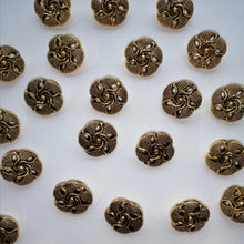 Load image into Gallery viewer, Gold effect Round Button - (20mm/18mm/15mm)
