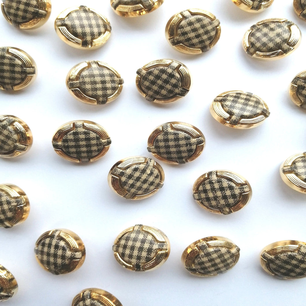 Gold check centred button - (20mm)