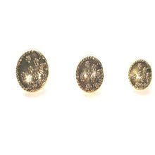 Load image into Gallery viewer, Gold Round Flower Design Button - (22mm/18mm/15mm)
