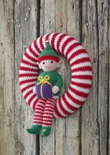 Load image into Gallery viewer, KING COLE CHRISTMAS CROCHET: BOOK 4
