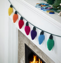 Load image into Gallery viewer, KING COLE CHRISTMAS CROCHET: BOOK 4
